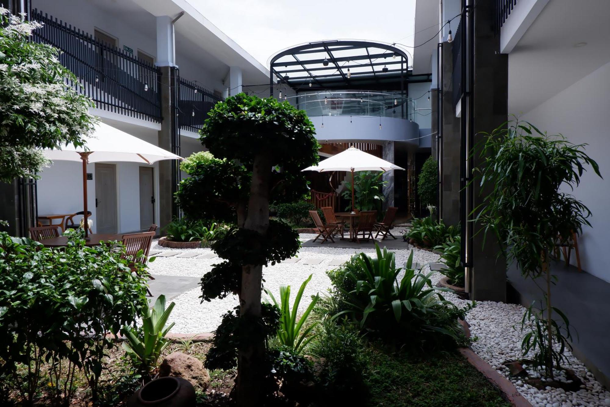 Grand Samota Hotel Sumbawa Eksteriør billede