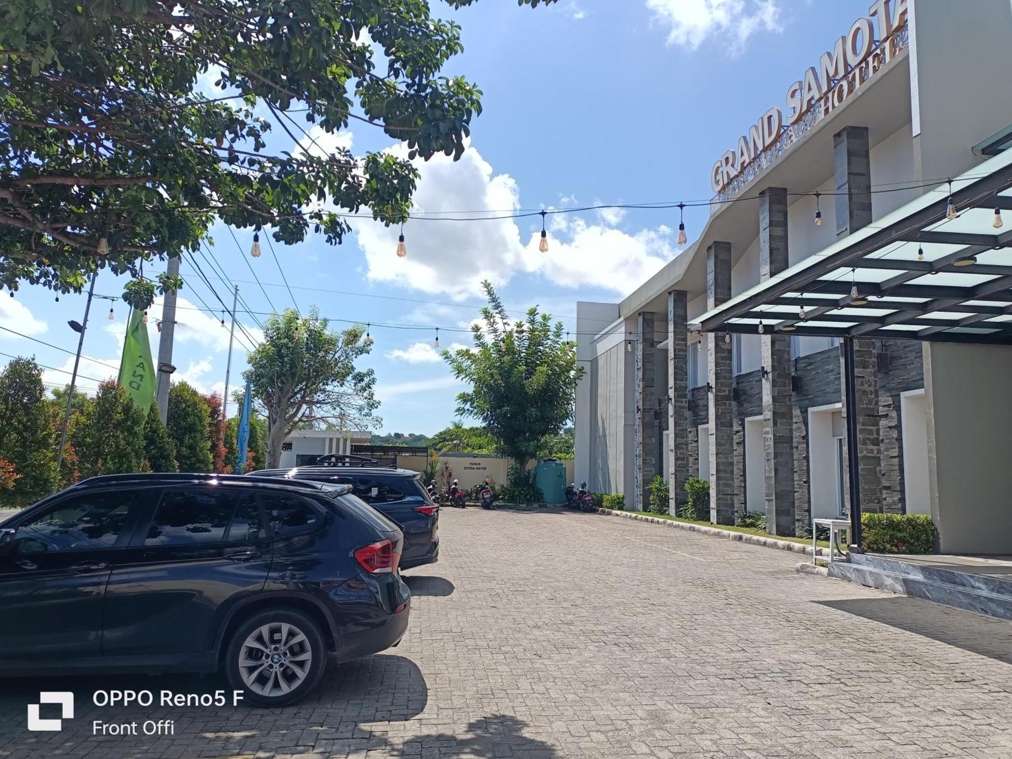 Grand Samota Hotel Sumbawa Eksteriør billede